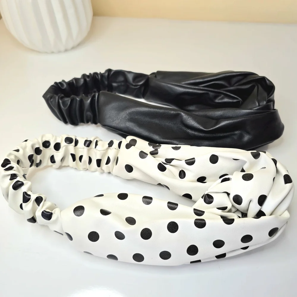 Chic‎ Black and White Knot Headwrap